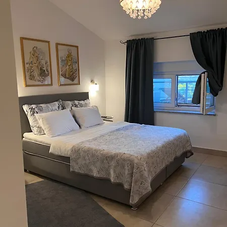 Bonvenon2pula 公寓 *